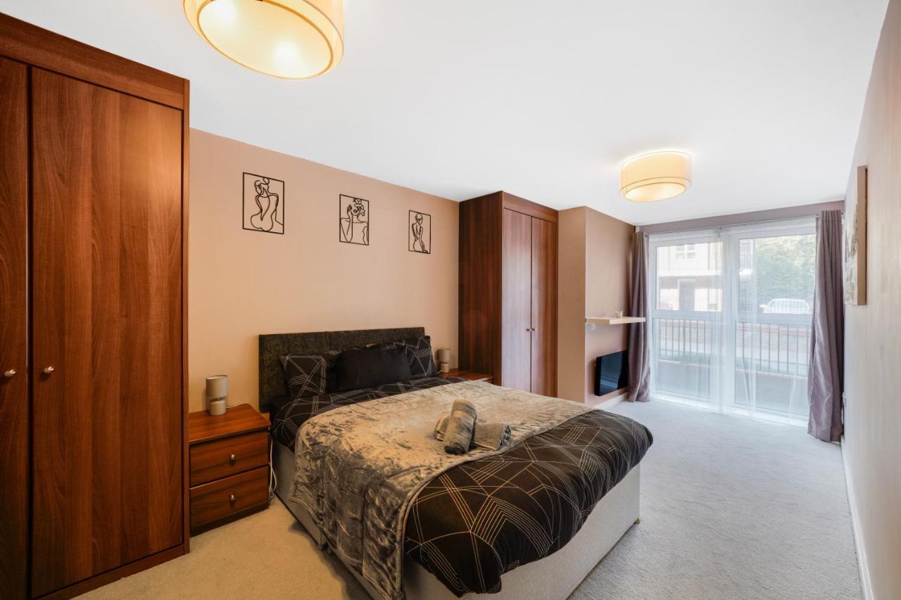Casa Mansa - Serviced Apartment, Londra Esterno foto