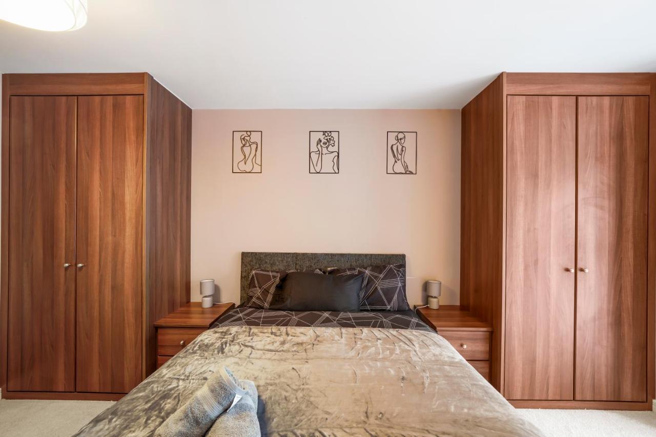 Casa Mansa - Serviced Apartment, Londra Esterno foto